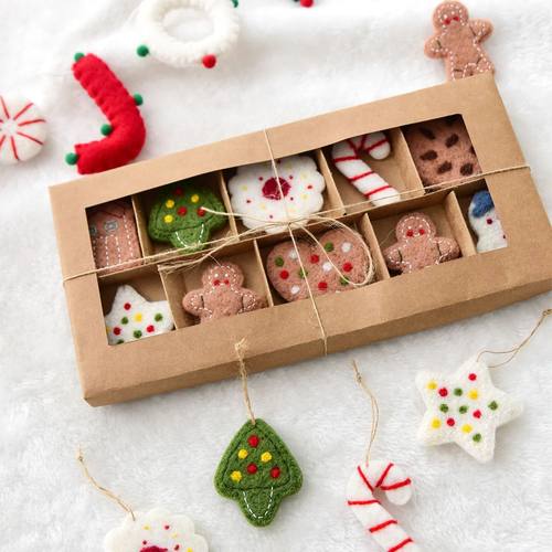 1 Box Christmas Tree Felt Wool Snowman Gingerbread Christmas