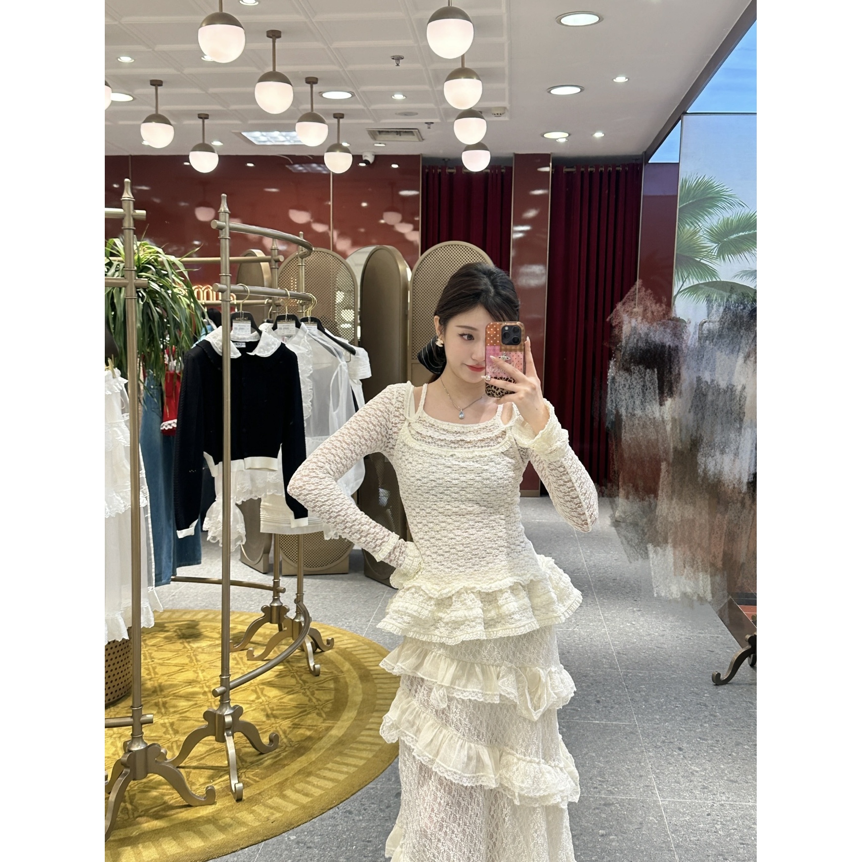 秋季新款时尚层叠拼接荷叶边不规则蕾丝长半裙GFC25667-2