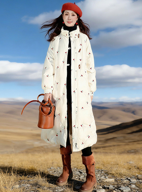 清【恰逢晚冬】复古原创小樱桃刺绣羽绒服女冬季加厚保暖精致外套