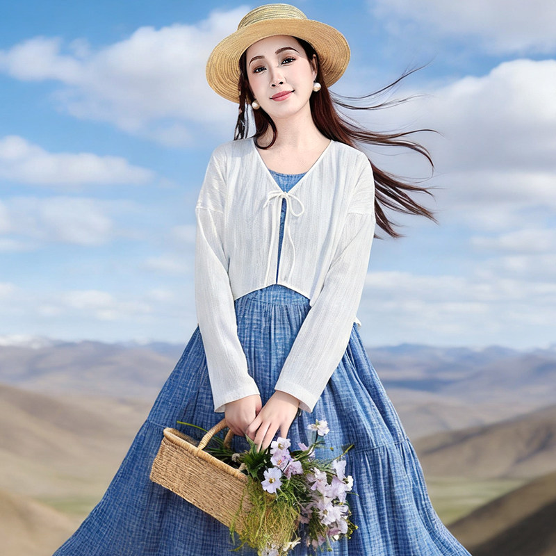 【采芙蓉】V领系带针织衫女2026春季精致竖条纹百搭短款白色开衫