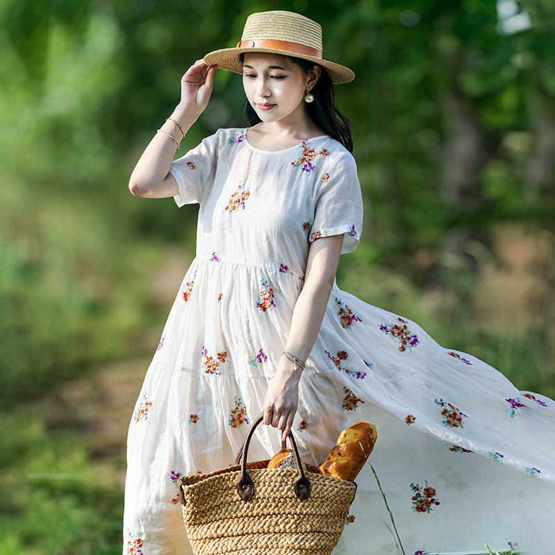 苎麻刺绣连衣裙女夏季短袖A字裙