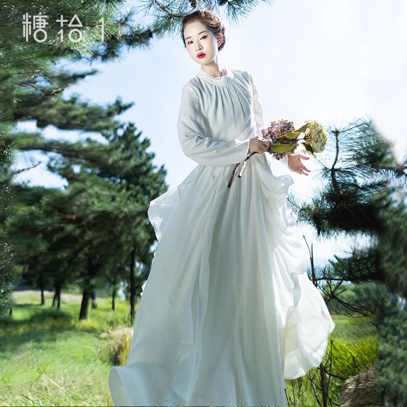 白色荷叶边长袖连衣裙女春季新款