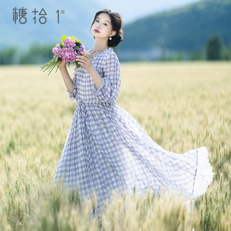 文艺方格子连衣裙女夏季碎花裙