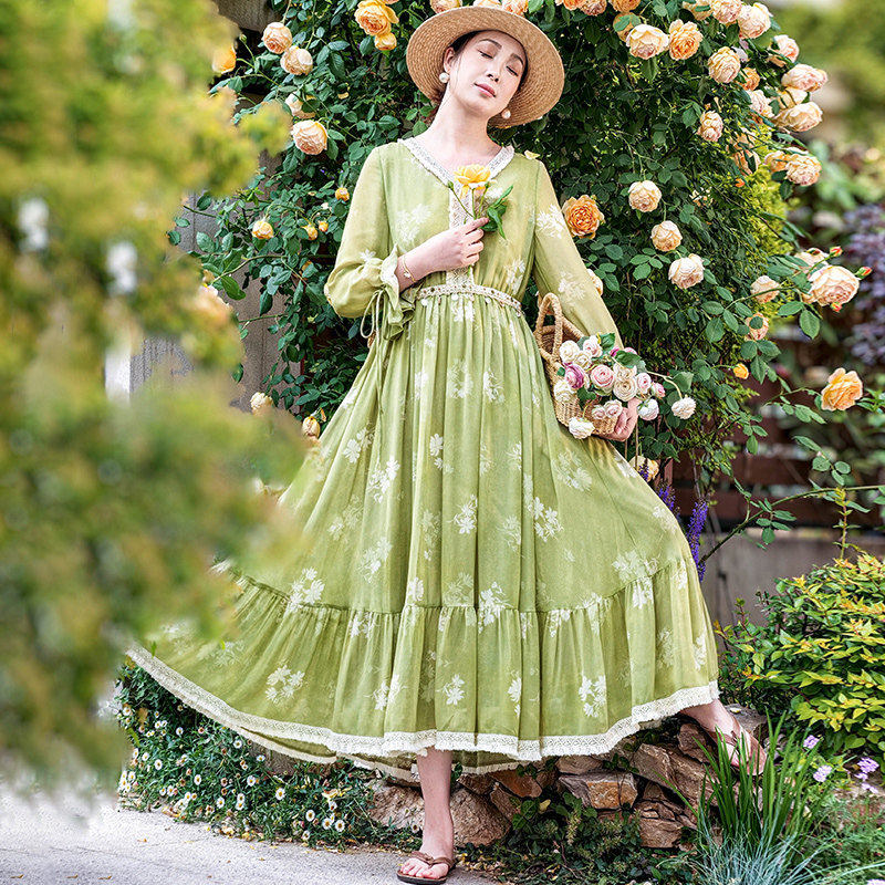文艺印花连衣裙女夏季绿色花裙子