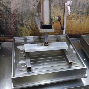 不锈钢自动豆腐压榨成型机气动压干机模具豆腐压榨机压豆腐机商用