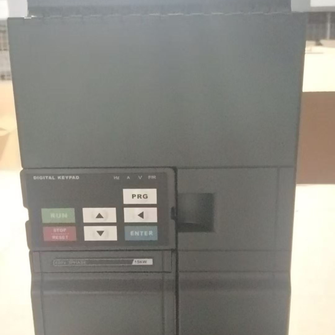 上海众辰变频器原装正品SP600T