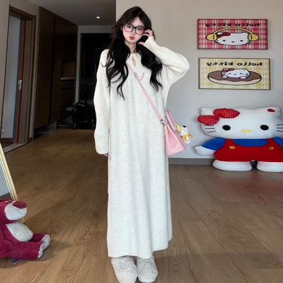 白色气质宽松针织毛衣连衣裙子2025秋冬季加厚镂空内搭打底长裙女