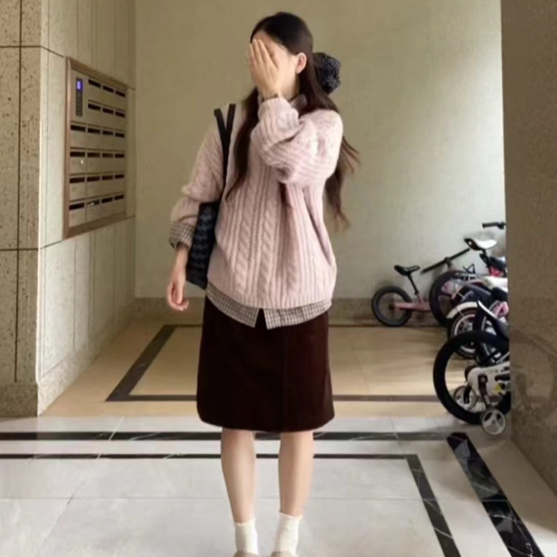 韩系宽松慵懒风粉色麻花针织毛衣女秋季独特漂亮温柔气质休闲上衣