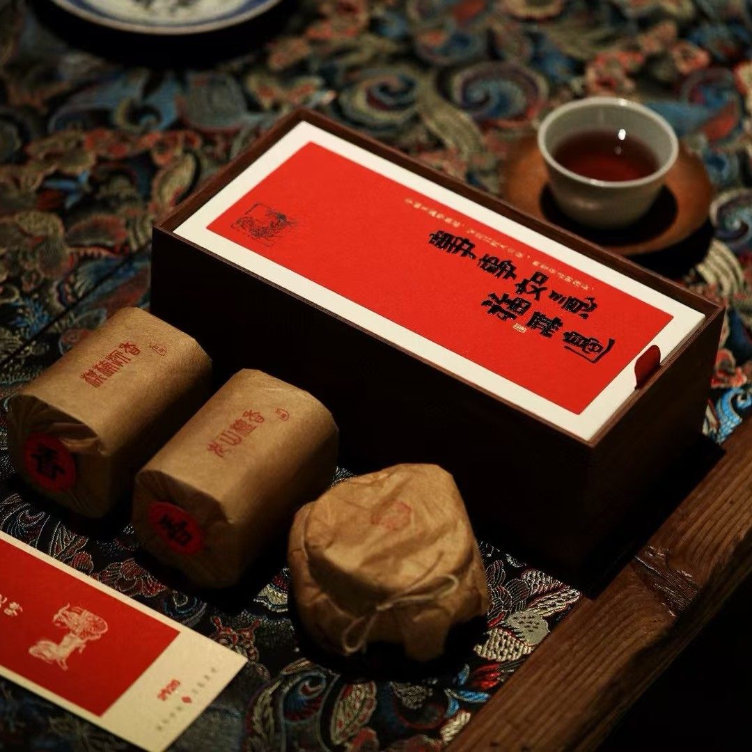 【气纳云升】琉璃香炉 骏马无烟香 棋楠沉香老山檀 套组礼盒,洗护清洁剂/卫生巾/纸/香薰,中式香/经典熏香,淘宝优惠券,粉丝福利购,淘宝优惠卷