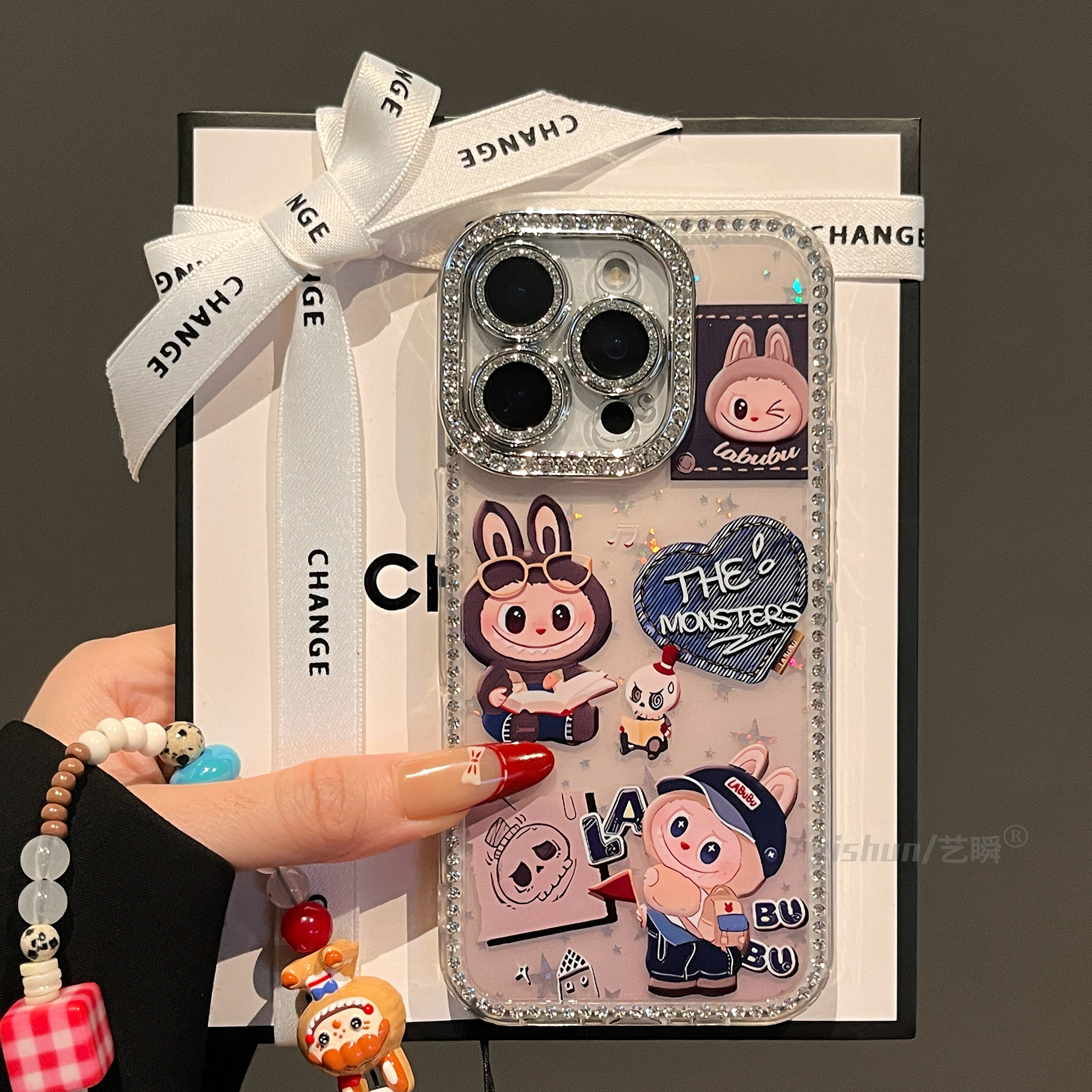 Labubu自习社适用苹果16promax手机壳15pro创意涂鸦卡通iPhone14plus透明满钻13Pro超火12全包镜头ip16保护套