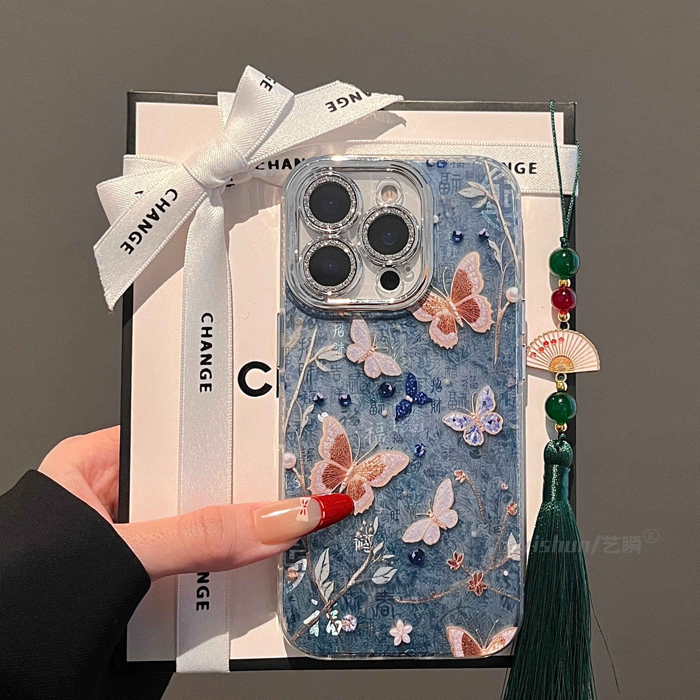 分享两位好友即可获得满减10元优惠券~