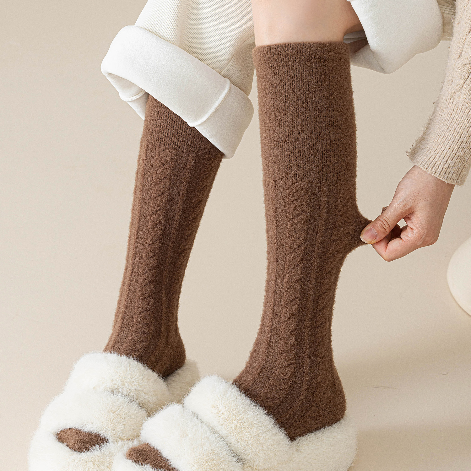 美拉德咖啡色澳绒小腿袜女士秋冬