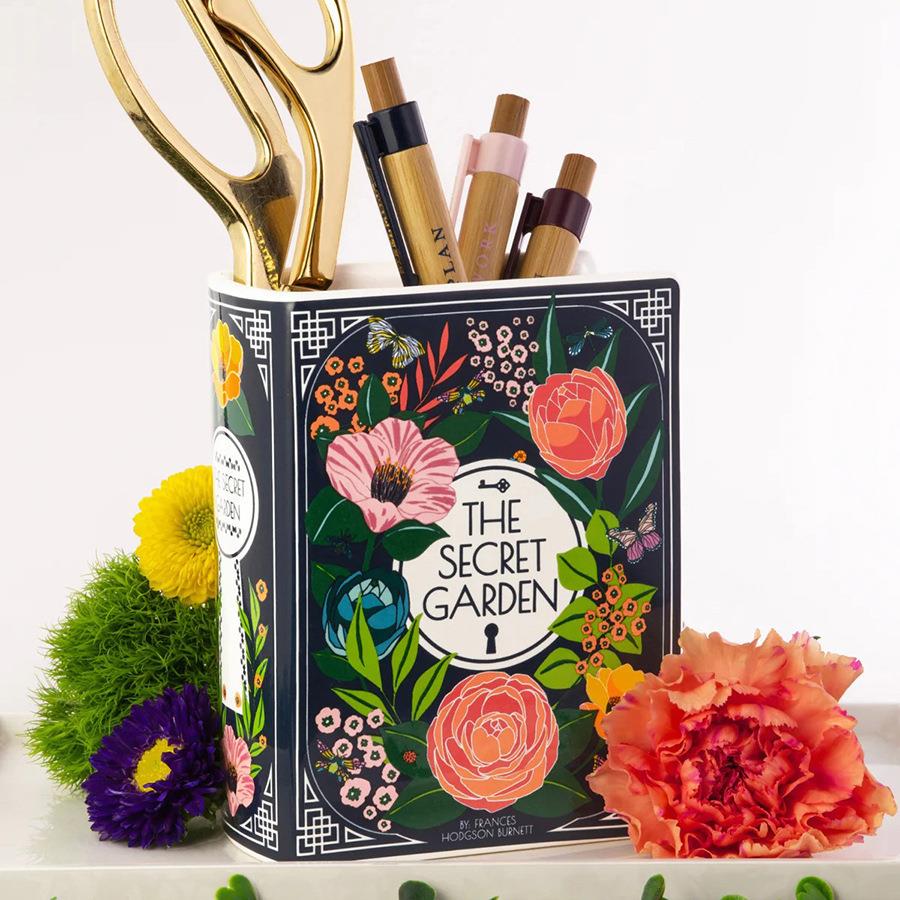 陶瓷花瓶花插摆件桌面装饰创意个性书本装饰客厅餐桌花瓶笔筒收纳