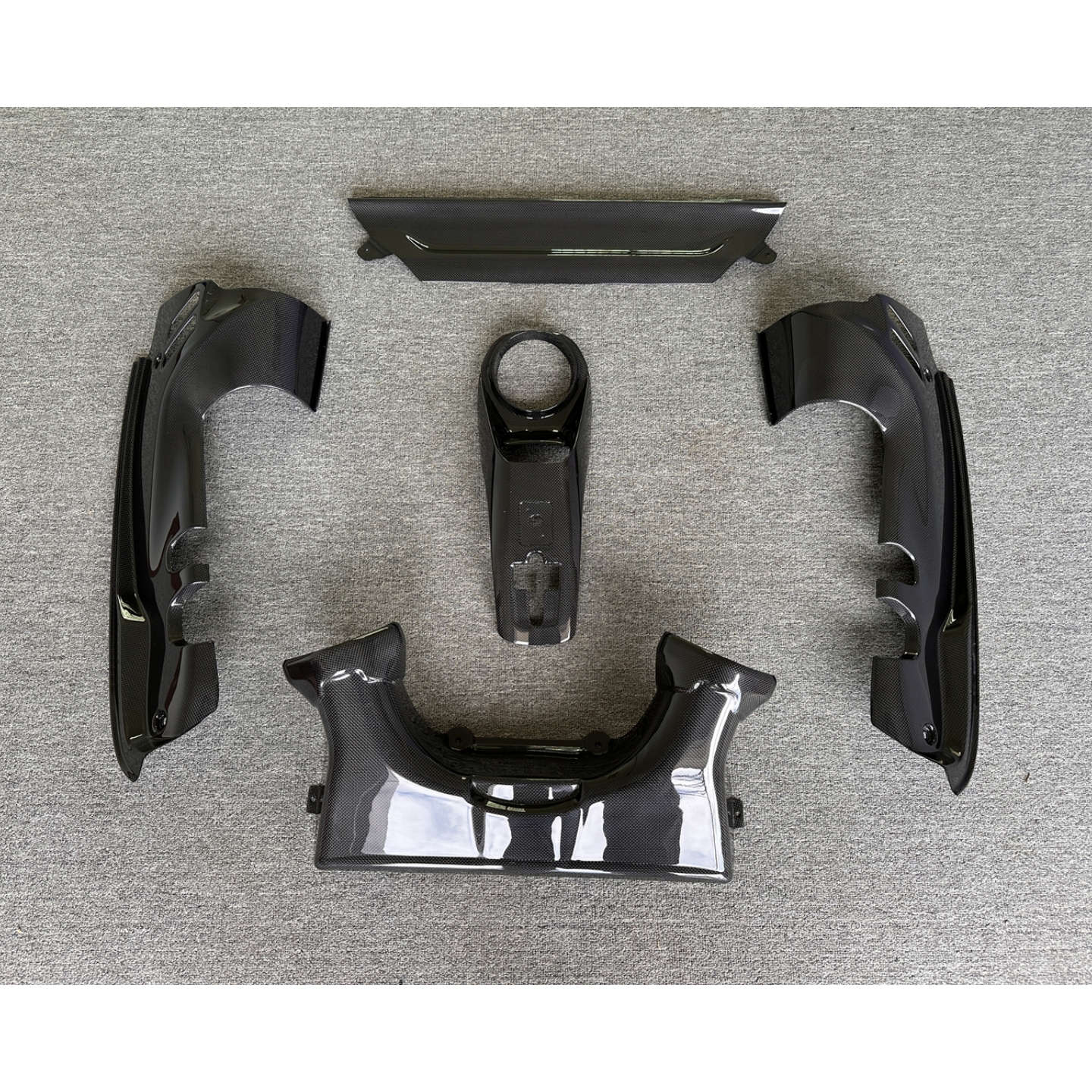 适用法拉利488 spider敞篷改装OEM机舱内饰件干碳纤进气机舱盖板