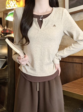 V领长袖假两件拼接女上衣2025秋季新款修身显瘦t恤短款内搭打底衫