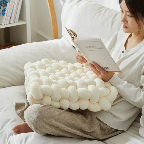 抱枕沙发客厅女生睡觉专用飘窗装饰摆件坐垫靠枕轻奢高级感高颜值