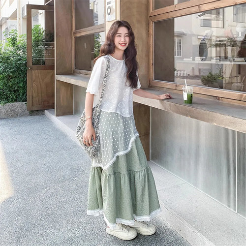 不规则蕾丝拼接T恤半身裙两件套