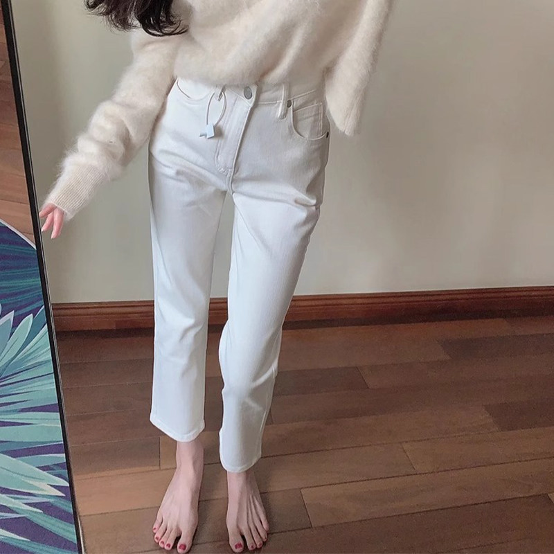 白色高腰直筒八九分牛仔裤女