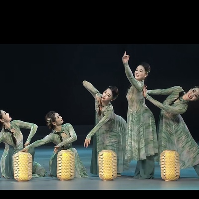 女子群舞灯影秦淮舞蹈服古典舞演出服艺考女飘逸古风民族表演服装