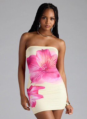 Printed slim fit hip hugging short dress印花修身包臀短连衣裙