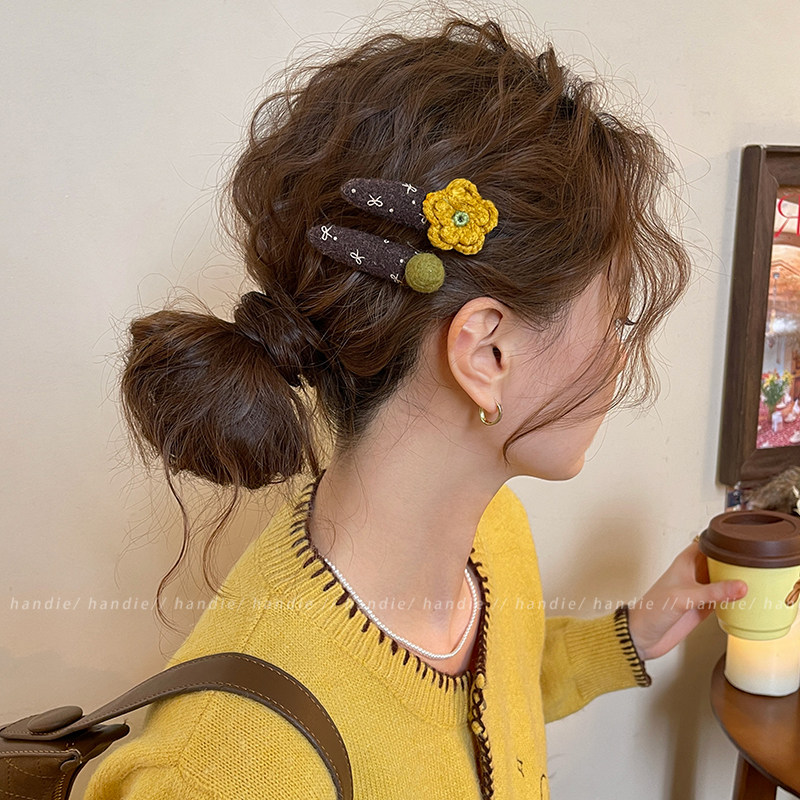 甜美花朵圆球毛呢发夹女2025新款高端侧边夹发卡前额刘海夹头饰冬,饰品/流行首饰/时尚饰品新,发饰,淘宝优惠券,粉丝福利购,淘宝优惠卷