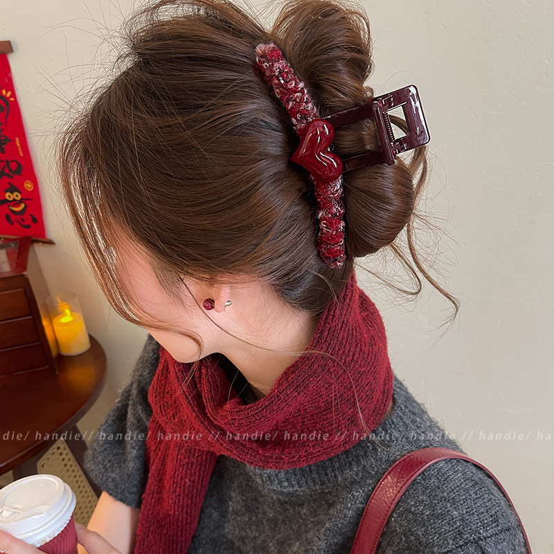 百搭爱心毛绒头发抓夹女新年氛围鲨鱼夹高级感发夹2026新款发饰冬,饰品/流行首饰/时尚饰品新,发饰,淘宝优惠券,粉丝福利购,淘宝优惠卷