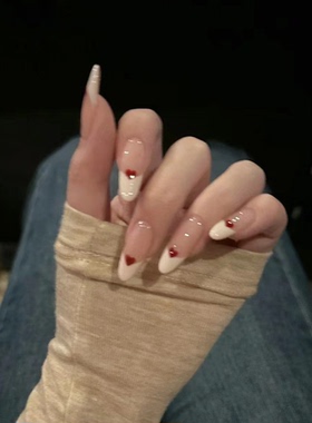 小红书爆款美甲穿戴甲手工假指甲贴片白色法式爱心纯欲风美甲成品