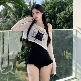 防晒游泳衣女泡温泉度假 罩衫 新款 可爱保守卡通小猫连体两件套长袖