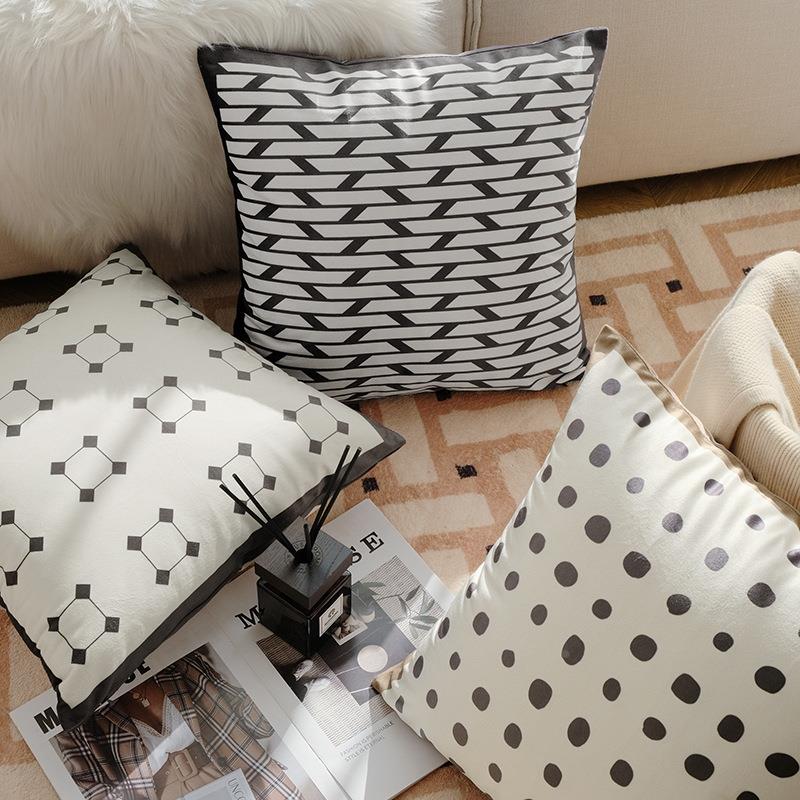 法式森林靠包复古天鹅绒抱枕黑色靠枕编织艺术美式沙发靠垫黑白定