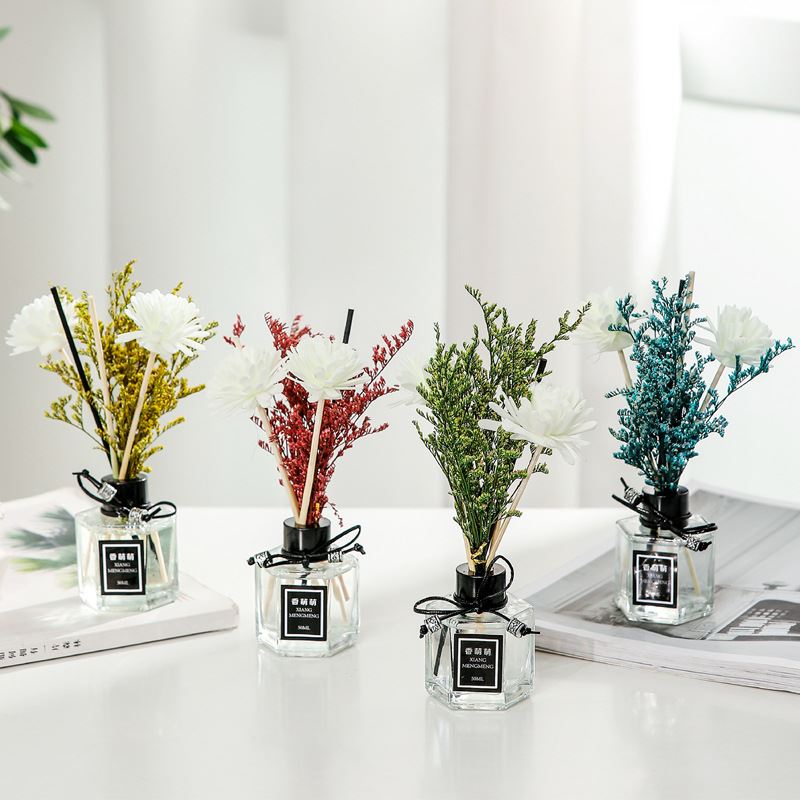 空气清新剂家用室内香薰卧室卫生间厕所房间香水精油礼物