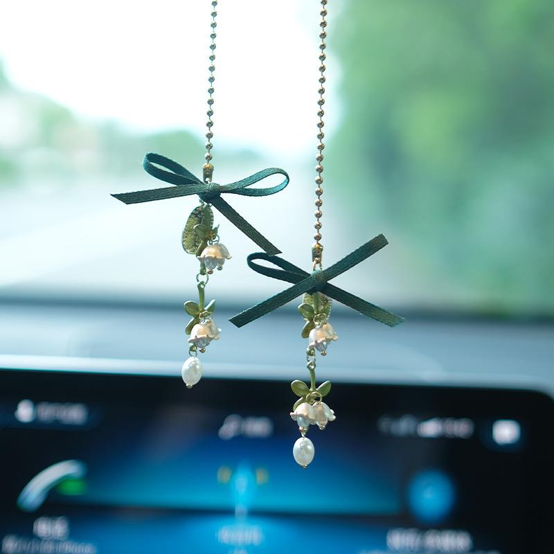 铃兰花高档汽车挂件车内吊饰车载后视镜网红祈福祝福挂饰吊坠摆件