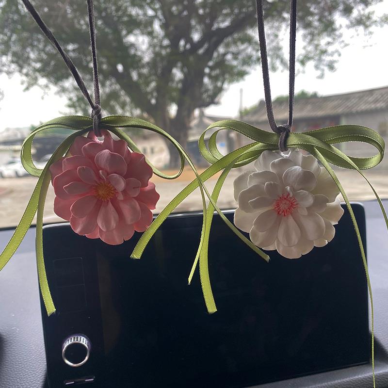 汽车挂饰海棠花车载香薰悬挂车内吊饰车载后视镜挂件家用衣柜香氛