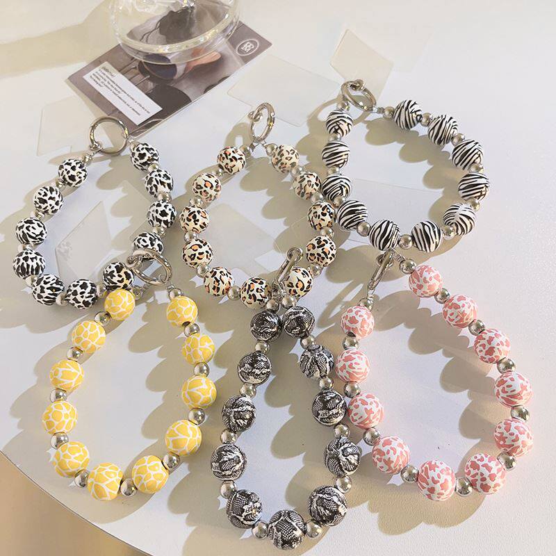 潮酷ins牛奶纹手工串珠短款手环挂饰珠珠链ccd相机拍立得手机挂绳