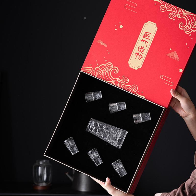 祥云白酒杯套装玻璃小号一口杯家用金山刻度分酒器酒盅礼盒装定制