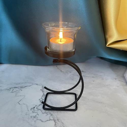 厂家直销简约月亮铁艺烛台餐厅卧室摆件影视婚礼道具浪漫时光装饰