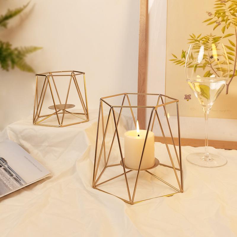 现货北欧风几何铁艺烛台 卧室餐桌装饰品拍摄道具创意ins摆件定制