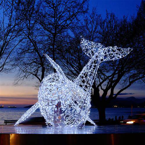 大型不锈钢雕塑定制玻璃钢镂空动物鲸鱼户外广场公园金属景观摆件