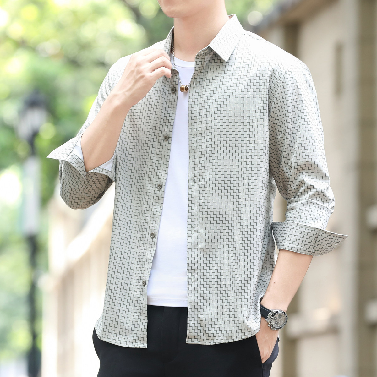 夏季男士长袖衬衫冰丝超薄款格纹轻熟风商务遮阳防晒衣服外穿衬衣