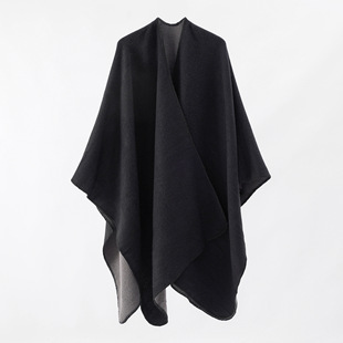 New low-key and connotative elegant socialite travel warm s