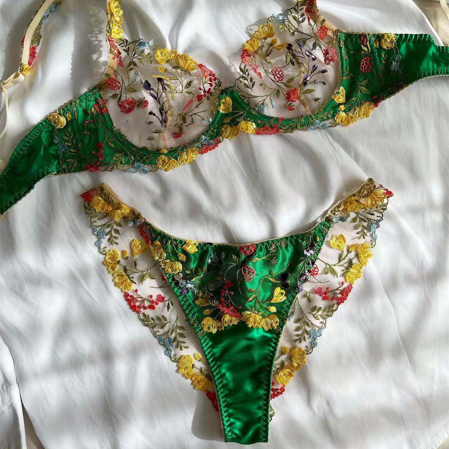 Underwired Bra and Briefs Set碎花拼色带钢圈文胸三角裤套装女