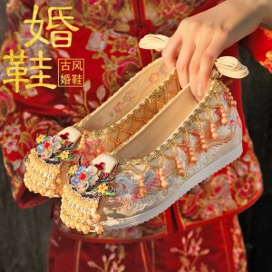 古风汉服鞋子女绣花鞋配旗袍秀禾服结婚鞋中式新娘红色秀禾婚鞋