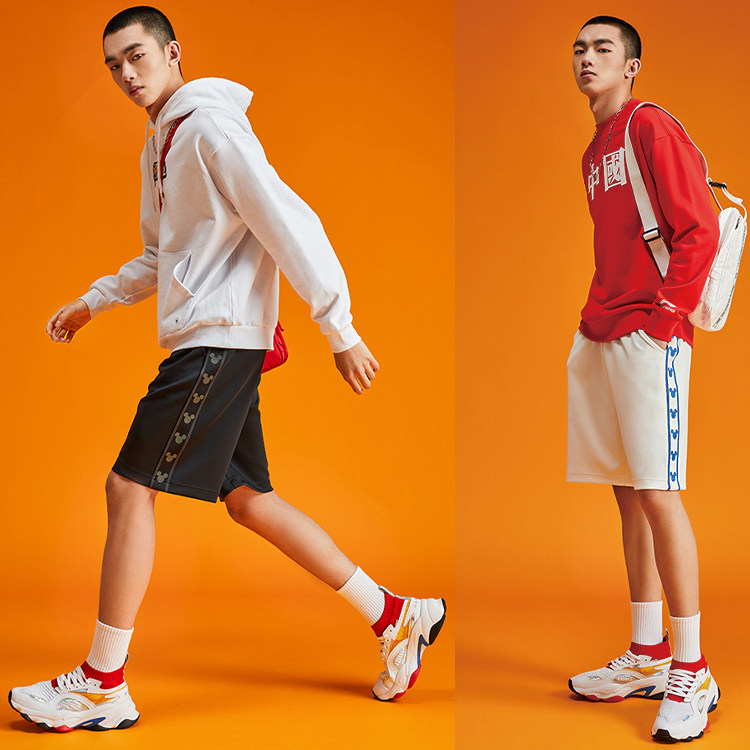 Lining李宁 x Disney 联名款 运动时尚系列 米奇串标印花运动短裤