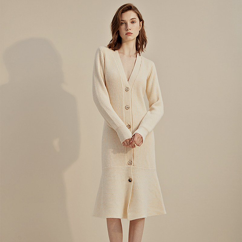 LEYN 秋冬美利奴羊毛针织鱼尾连衣裙V领内搭外穿中长款开衫外套女