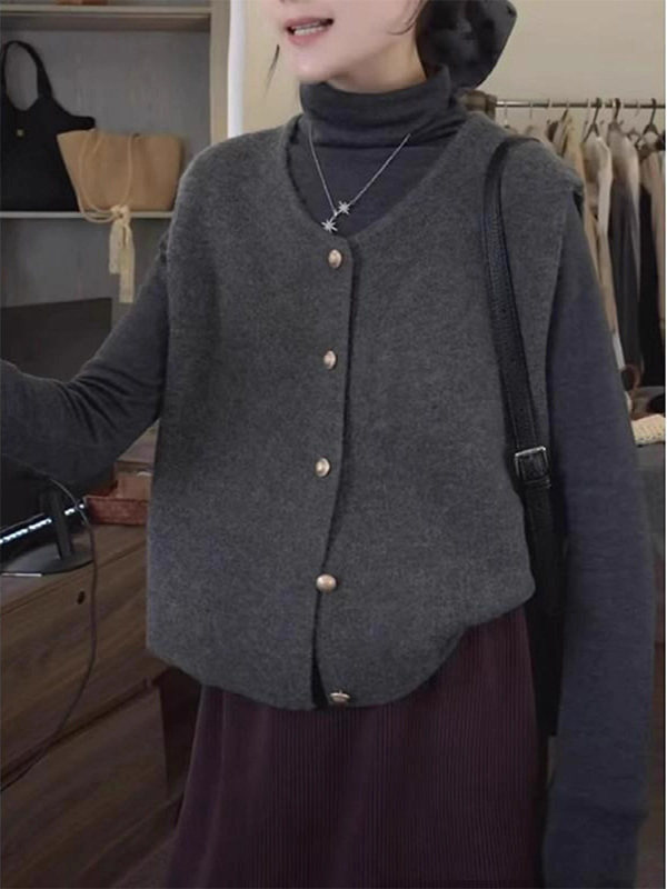 单排扣针织马甲背心女士春秋欧货百搭叠穿马夹内搭坎肩金扣子上衣