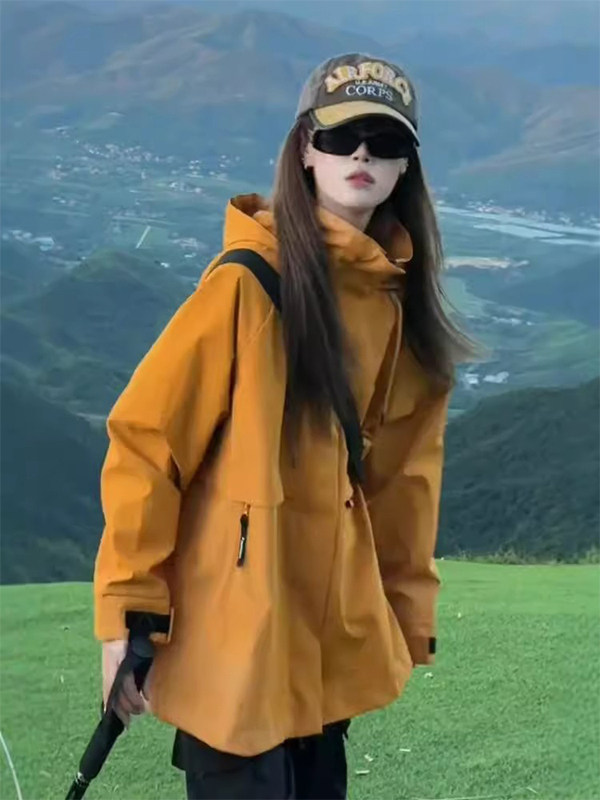 橘色连帽冲锋衣外套女春秋欧货休闲运动户外登山服工装夹克上衣