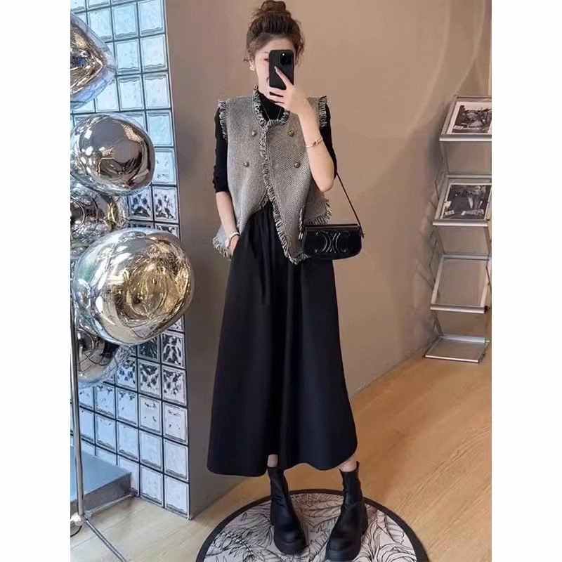 小香风流苏马甲女秋冬季欧货搭配高腰连衣裙遮肉显瘦大摆伞裙套装