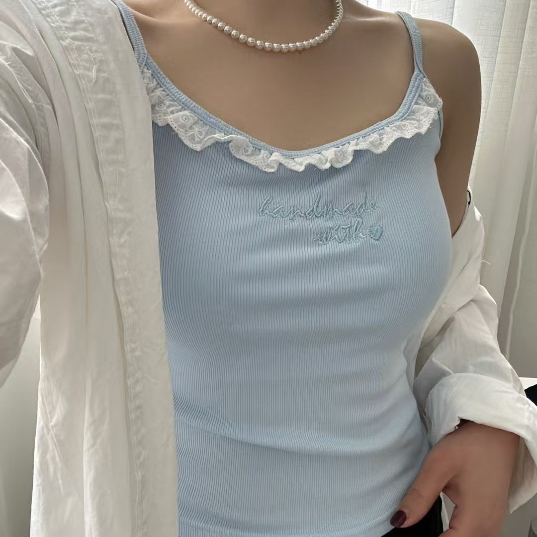 蕾丝字母刺绣美背心女纯欲新款带胸垫遮副乳性感打底吊带针织上衣
