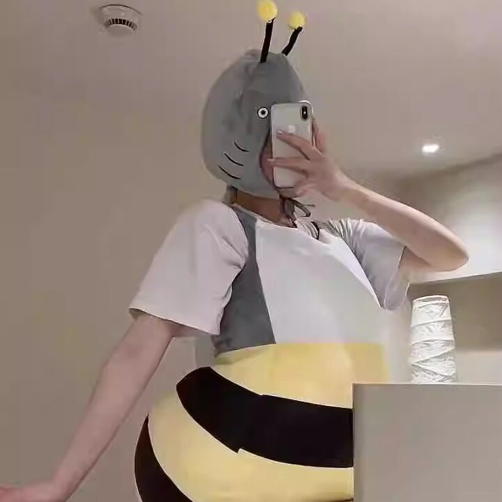 创意鲨Bee小蜜蜂人偶服鲨鱼可穿戴演出成人儿童版网红玩具连体衣