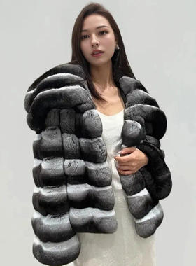 温柔两色短款大翻领设计2026秋冬新款獭兔毛皮草龙猫保暖外套女士