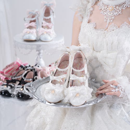 【现货】春日樱 芝士芒芒原创樱花鞋跟甜美花嫁圆头lo鞋单鞋